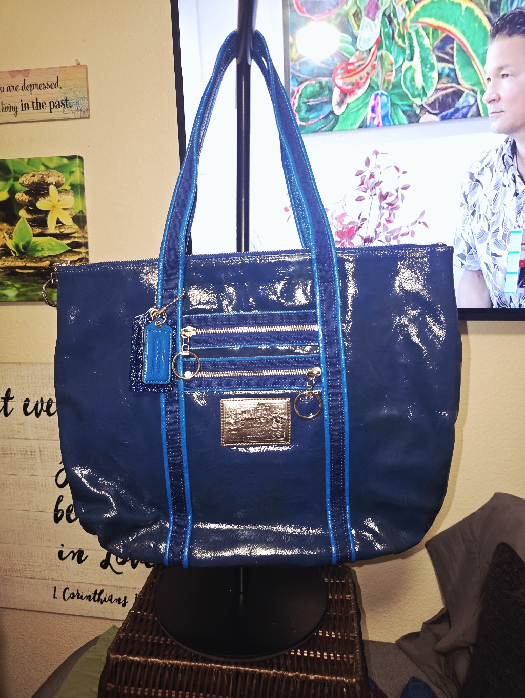 Coach Poppy Patent Glam Tote Euc